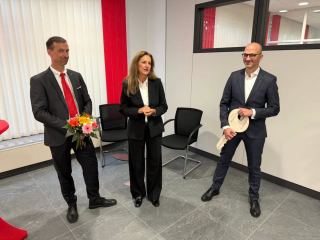 Sparkassenfiliale nach Sanierung wieder eröffnet